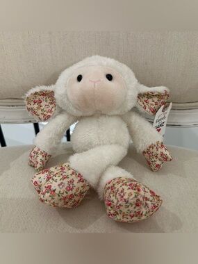 NWT Ganz Plush Shabby Chic Lamb Stuffed Animal with Floral Accents
